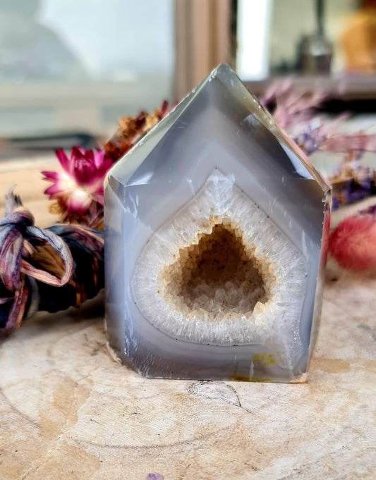 Druzy agate tower