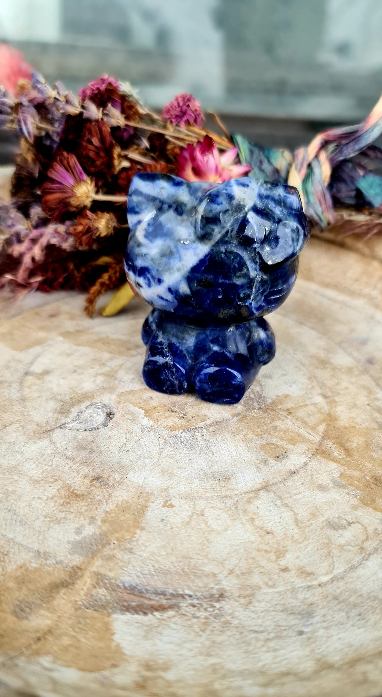 Sodalite hello kitty