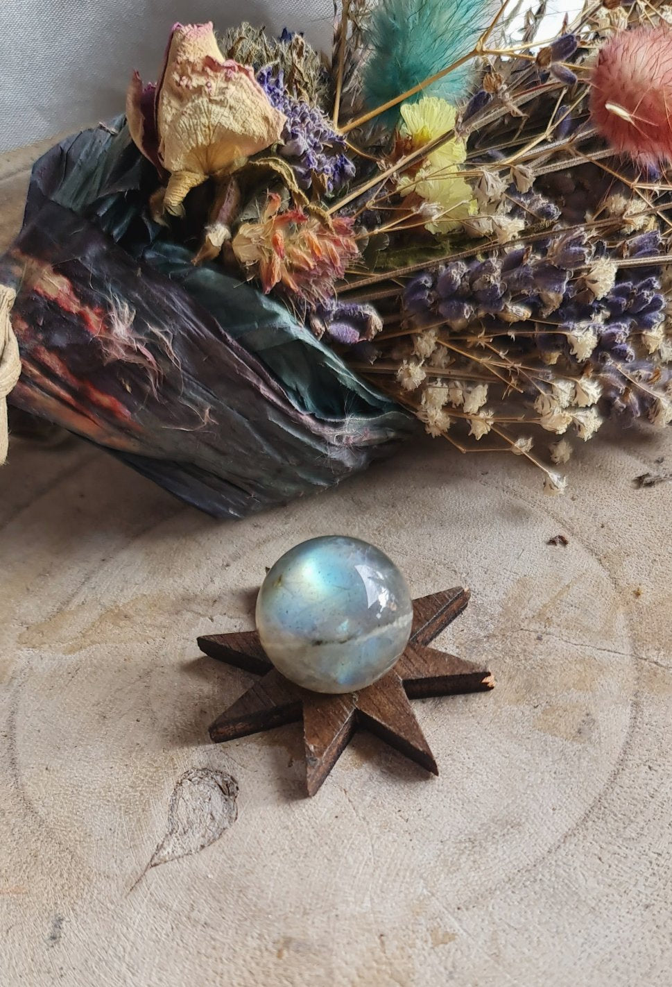 Labradorite mini sphere 🌈🌈