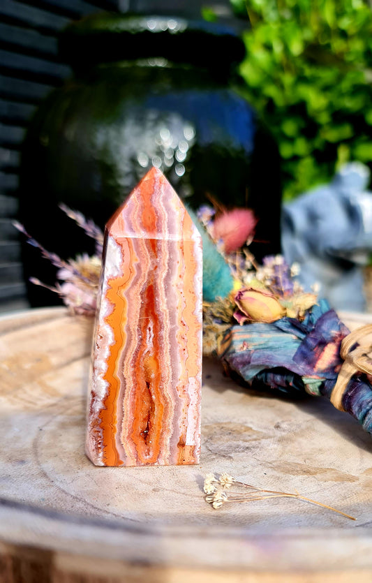 Crazy pink lace agate
