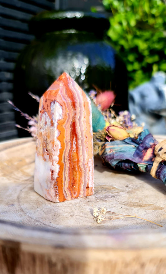 Crazy pink lace agate